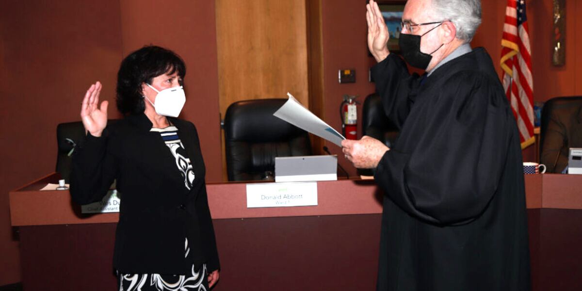 New Sparks Municipal Court judge sworn in New Sparks Municipal Court judge sworn in
