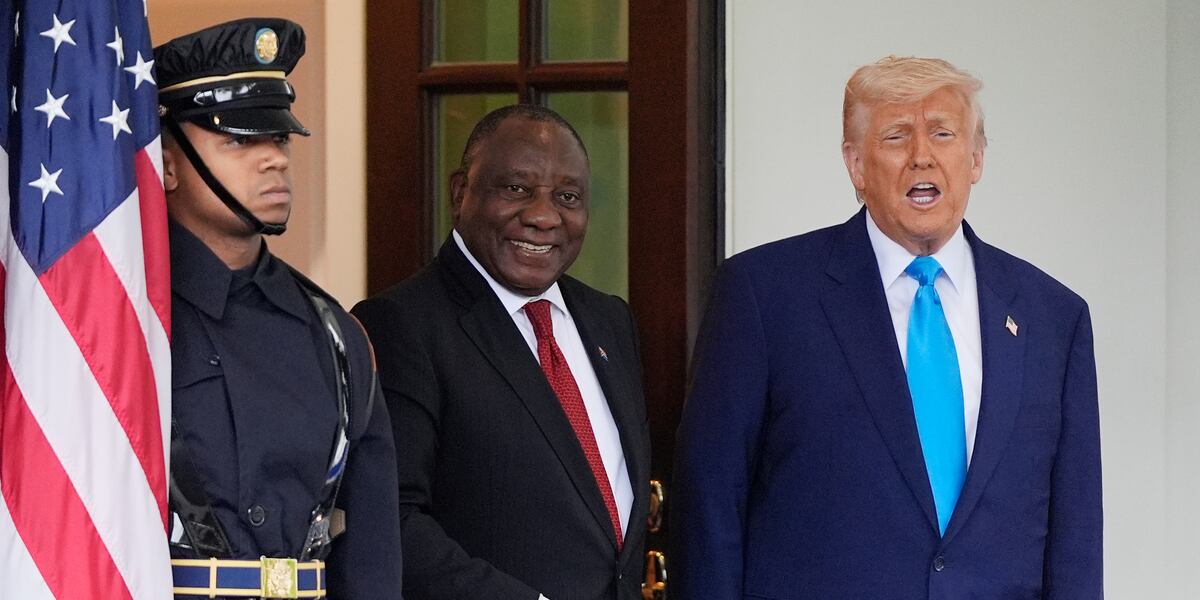 Trump confronts South African leader with baseless claims of the targeted killing of white farmers