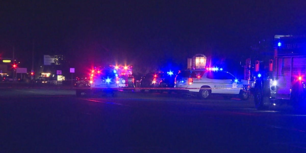 Heavy police presence closes Sun Valley Blvd.